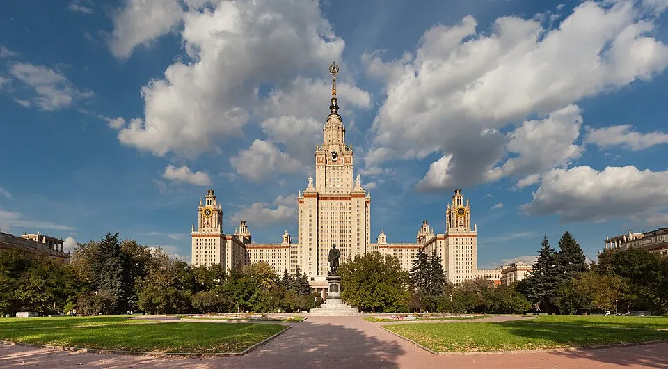Главное здание Московского государственного университета