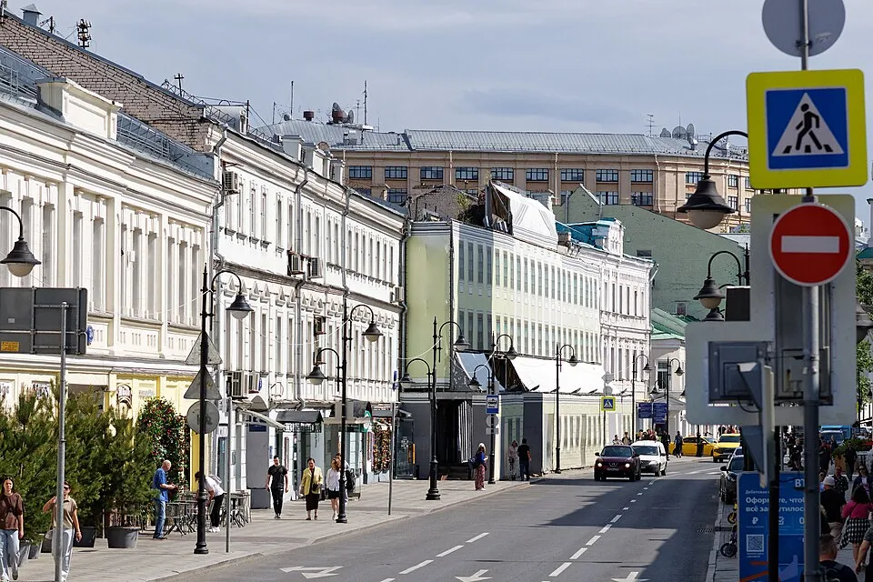 Пятницкая улица, дома 3–11
