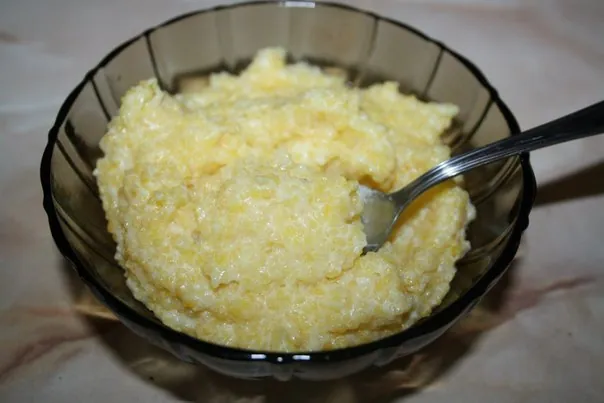 Каша кукурузная молочная