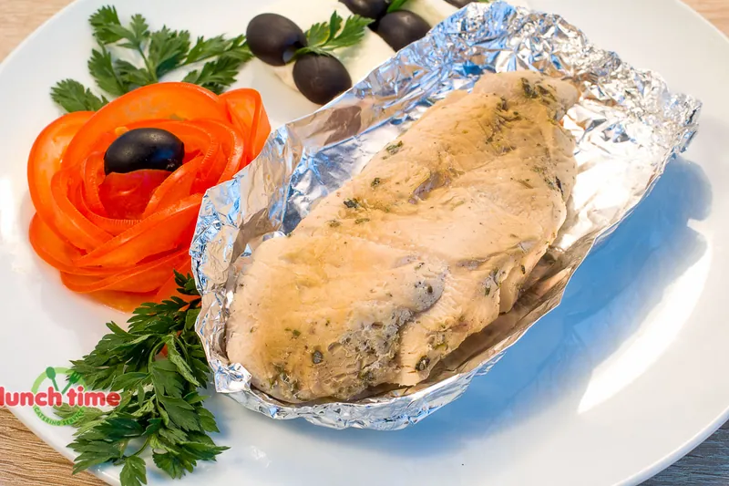 Курица по-гречески, запечённая в фольге