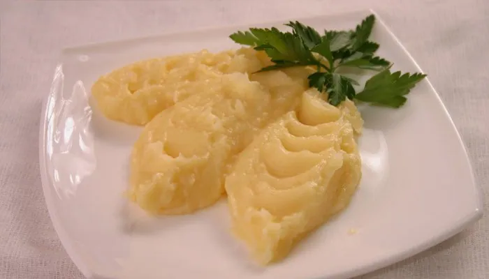 Картофельное пюре с молоком и сливочным маслом; 200 гр