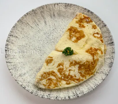 Омлет с сыром жаренный