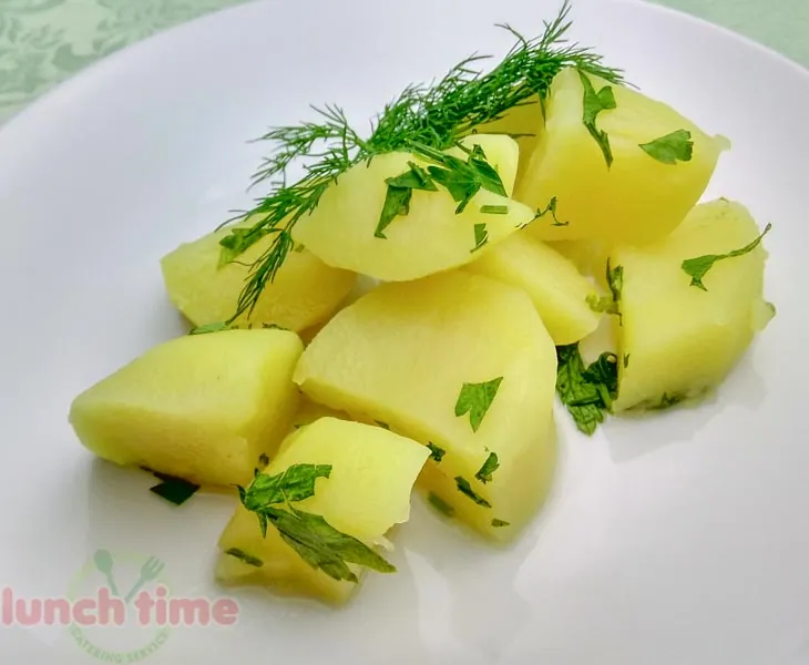 Картофель отварной со сливочным маслом и укропом; 170 гр