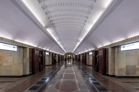 Станция «Бауманская»