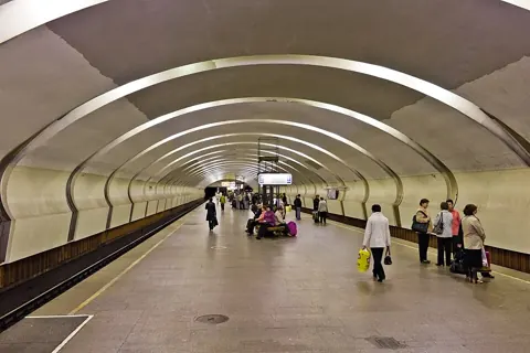 Станция «Коньково»