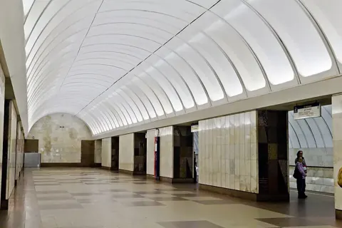 Станция «Крестьянская Застава»