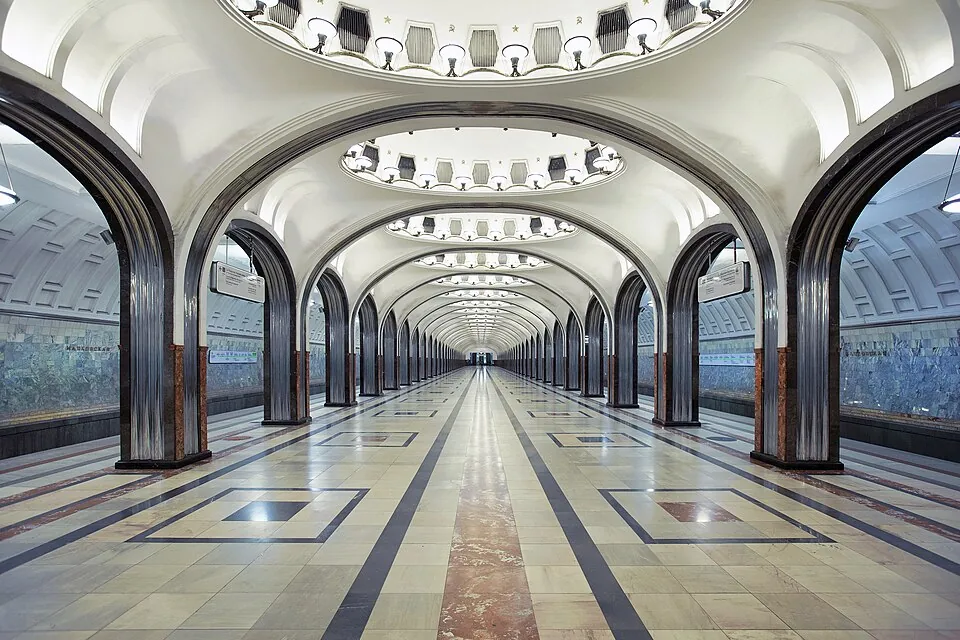 Станция «Маяковская»