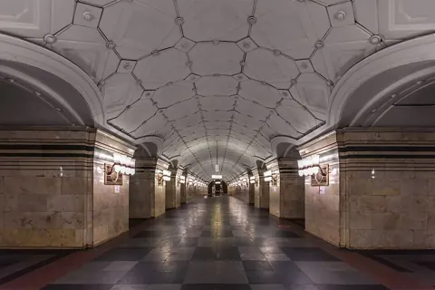 Станция «Спортивная»