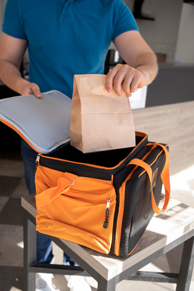 Доставка обедов Ланч-Тайм по Москве и области