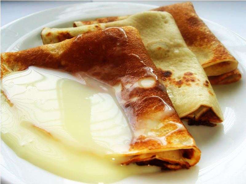 Блинчики с варёной сгущёнкой