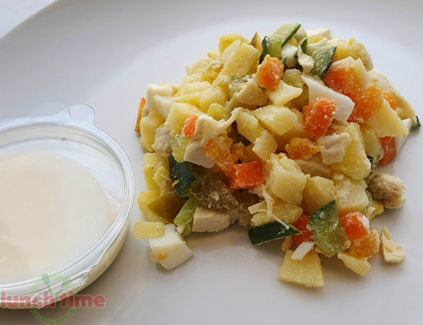 Салат картофельный с курицей