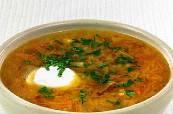 Щи с болгарским перцем и чесноком